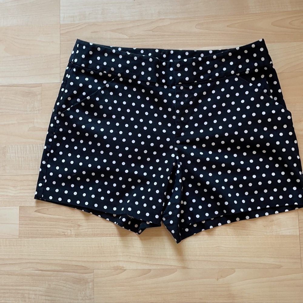 Inc black polka dot shorts, Size 6 - Picture 2 of 4